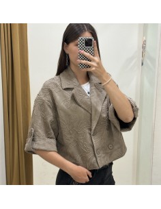 CHAQUETA BORDADA