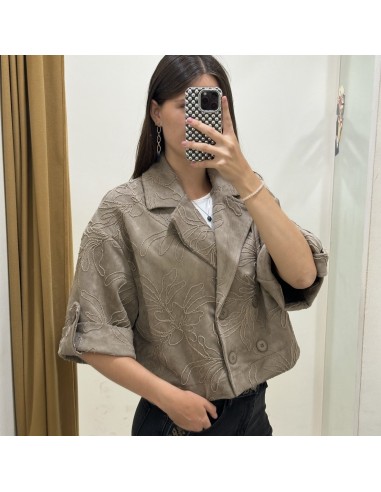 CHAQUETA BORDADA