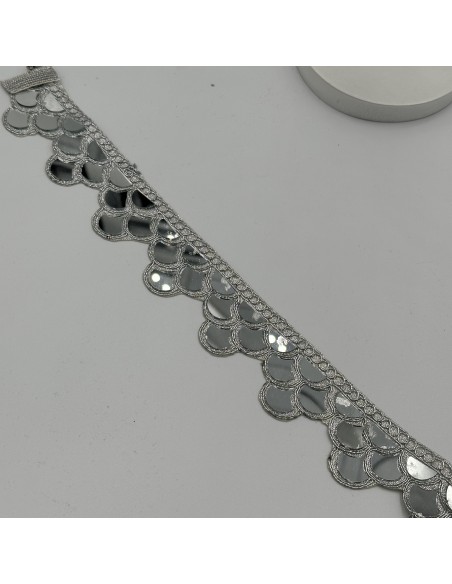 CHOKER