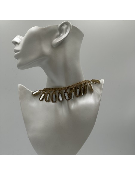 CHOKER